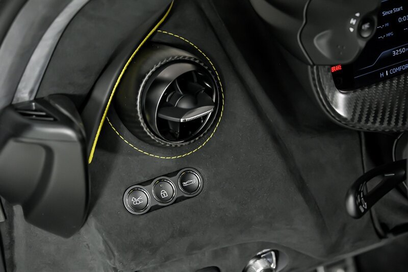 Used 2024 McLaren 750S Spider photo 27