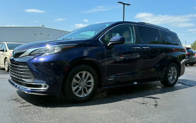 Used 2021 Toyota Sienna XLE w/ XLE Plus Package