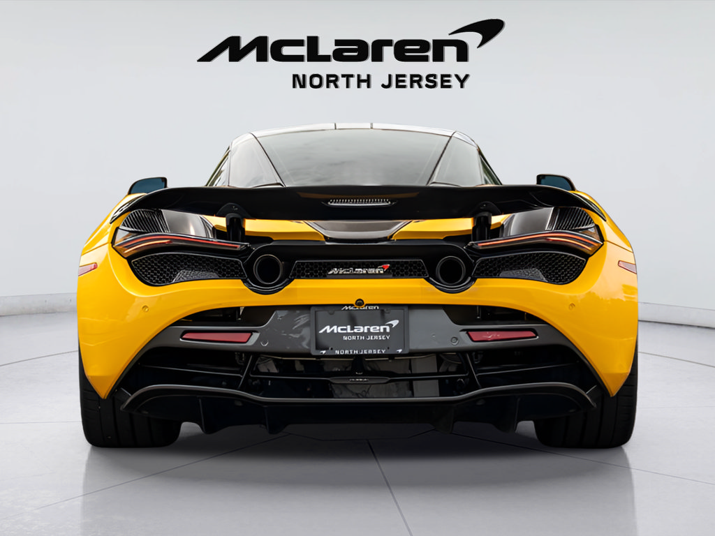 Used 2018 McLaren 720S photo 21