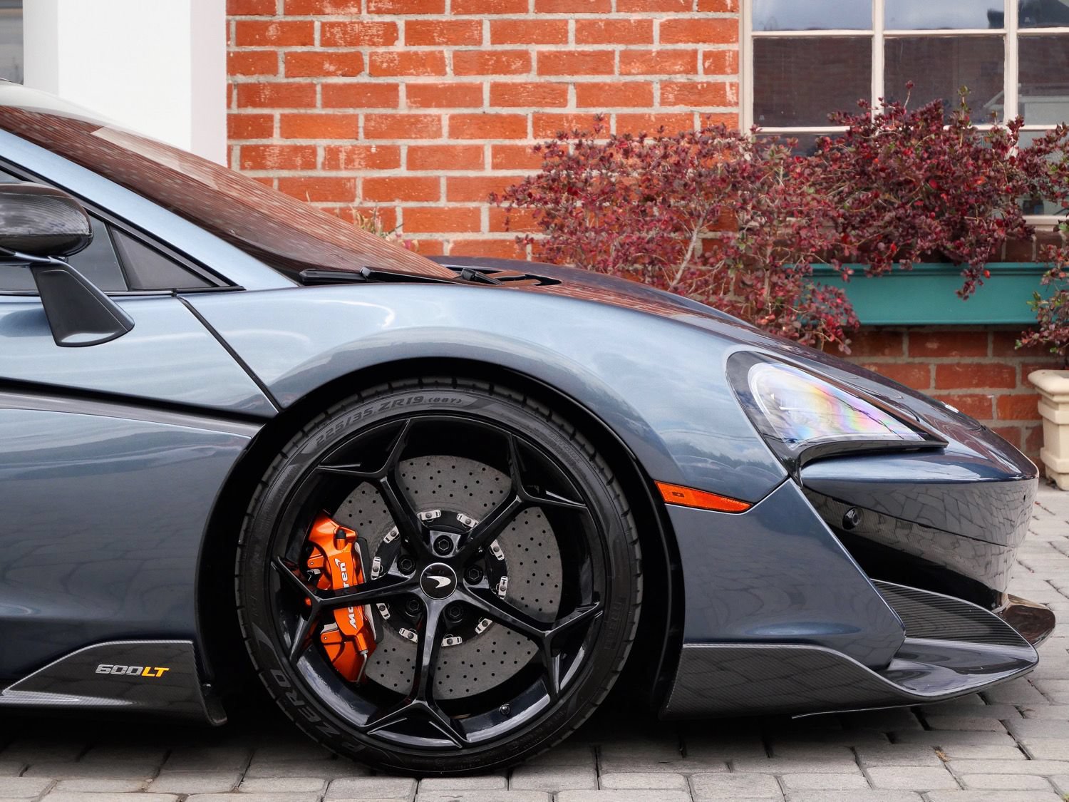 Used 2019 McLaren 600LT photo 7
