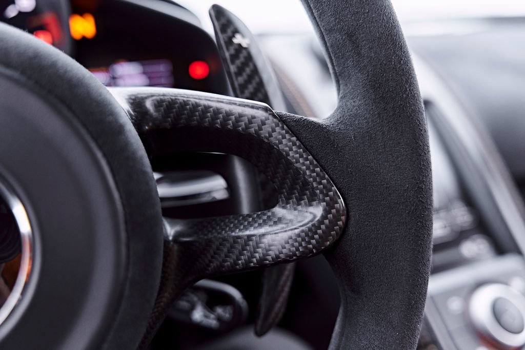 Used 2016 McLaren 675LT Coupe photo 79