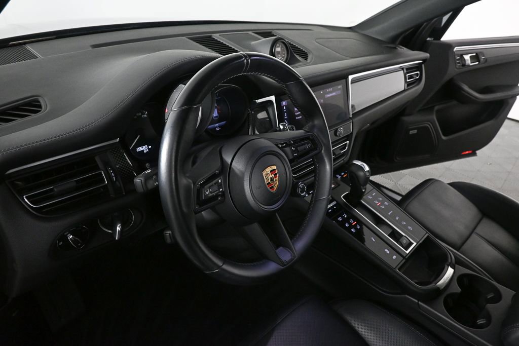 2024 Porsche Macan S
