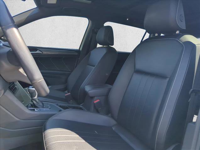 2022 Volkswagen Tiguan SE R-Line