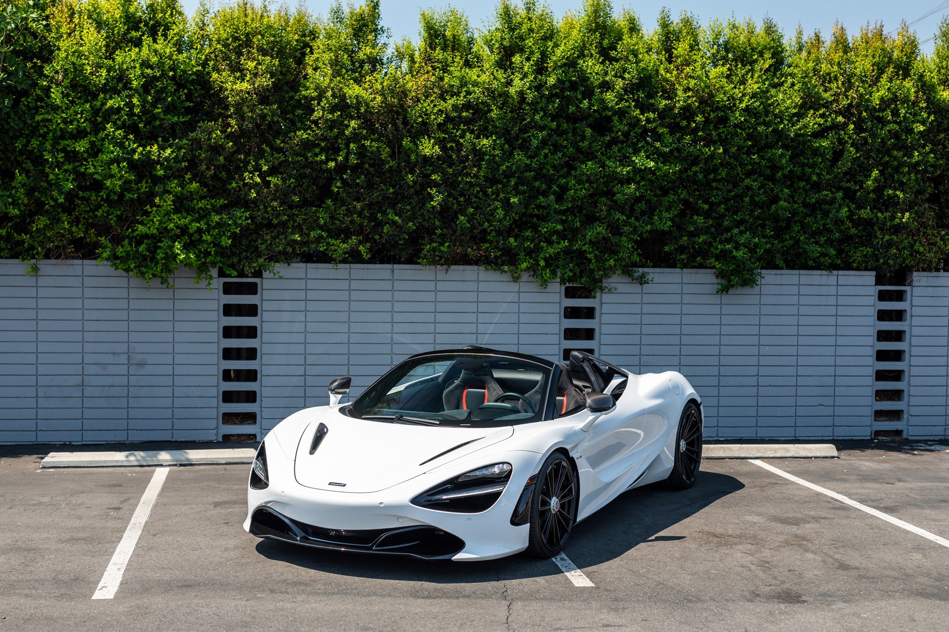 Used 2020 McLaren 720S Performance photo 33