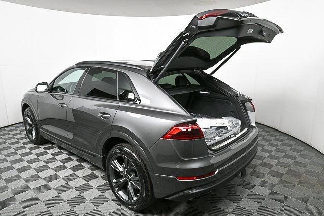 2026 Audi Q8 Premium