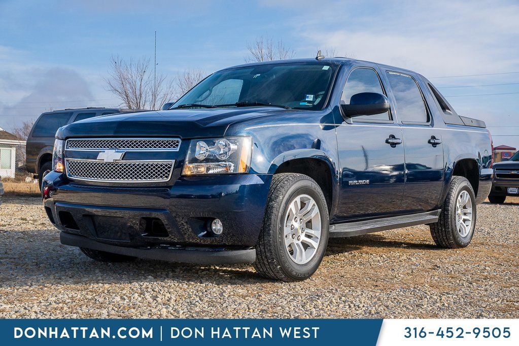 AVALANCHE 10K トップ Used Chevrolet Avalanche for Sale in Hutchinson, KS - Car and Driver