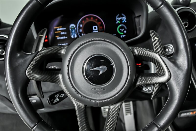 Used 2020 McLaren 600LT Spider photo 26
