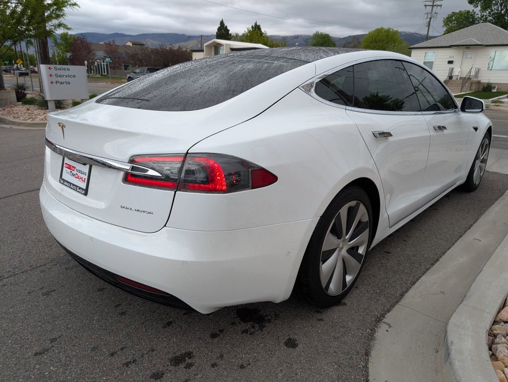 2021 Tesla Model S Long Range