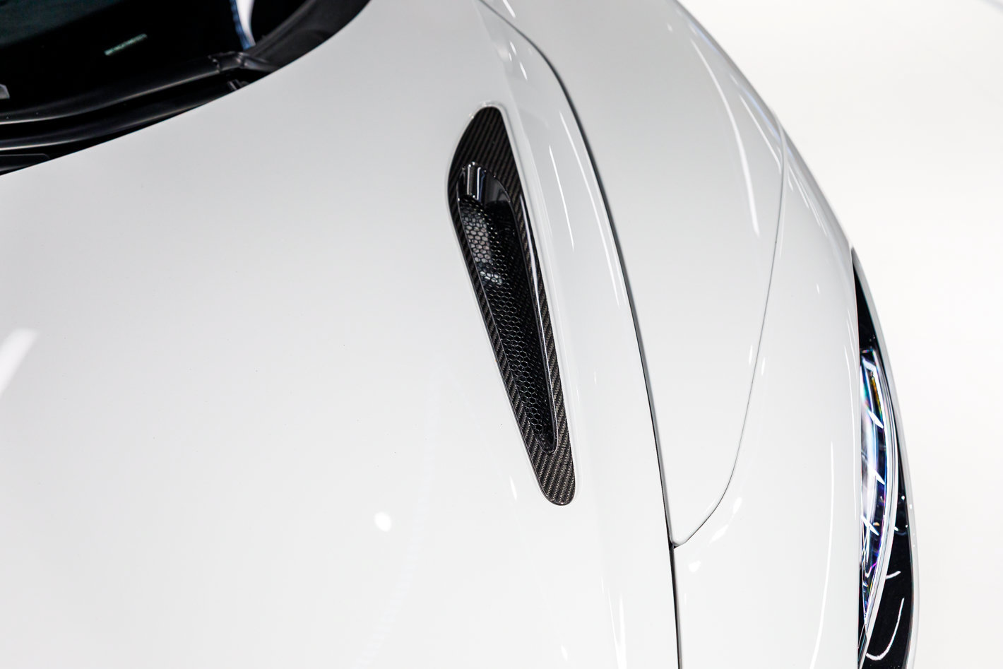 Used 2027 McLaren 750S photo 32