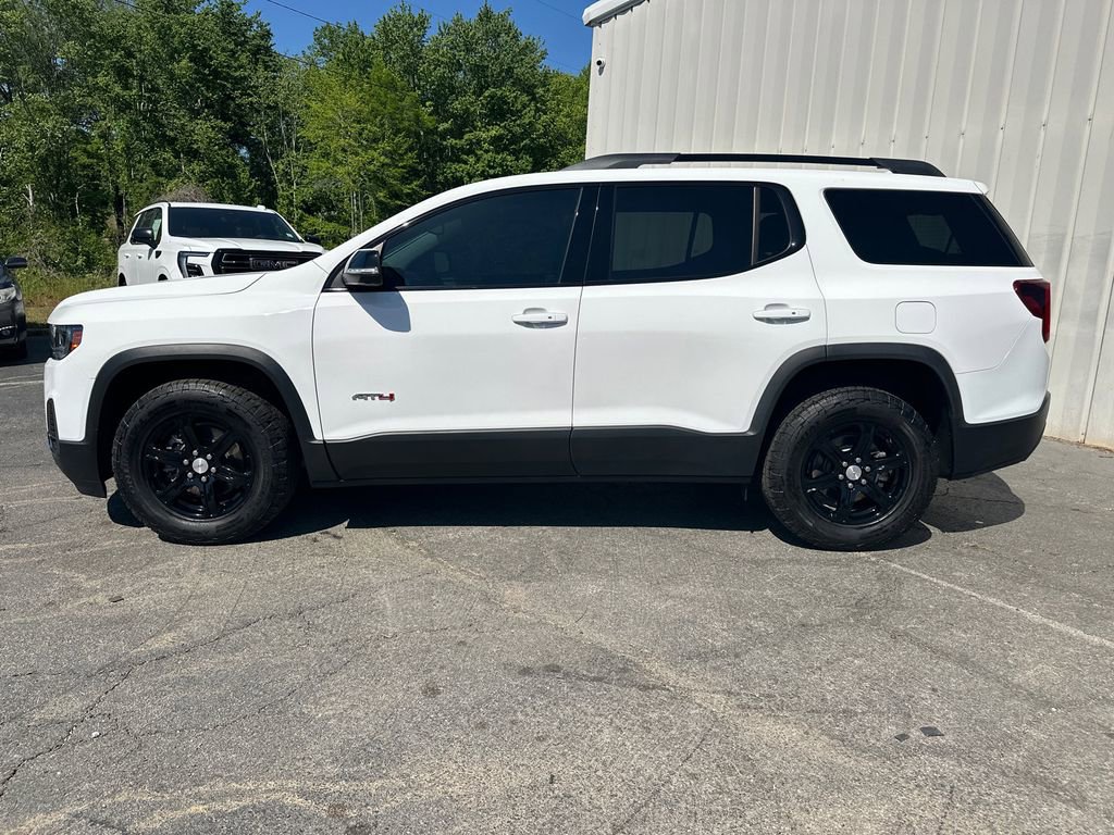 2023 GMC Acadia AT4