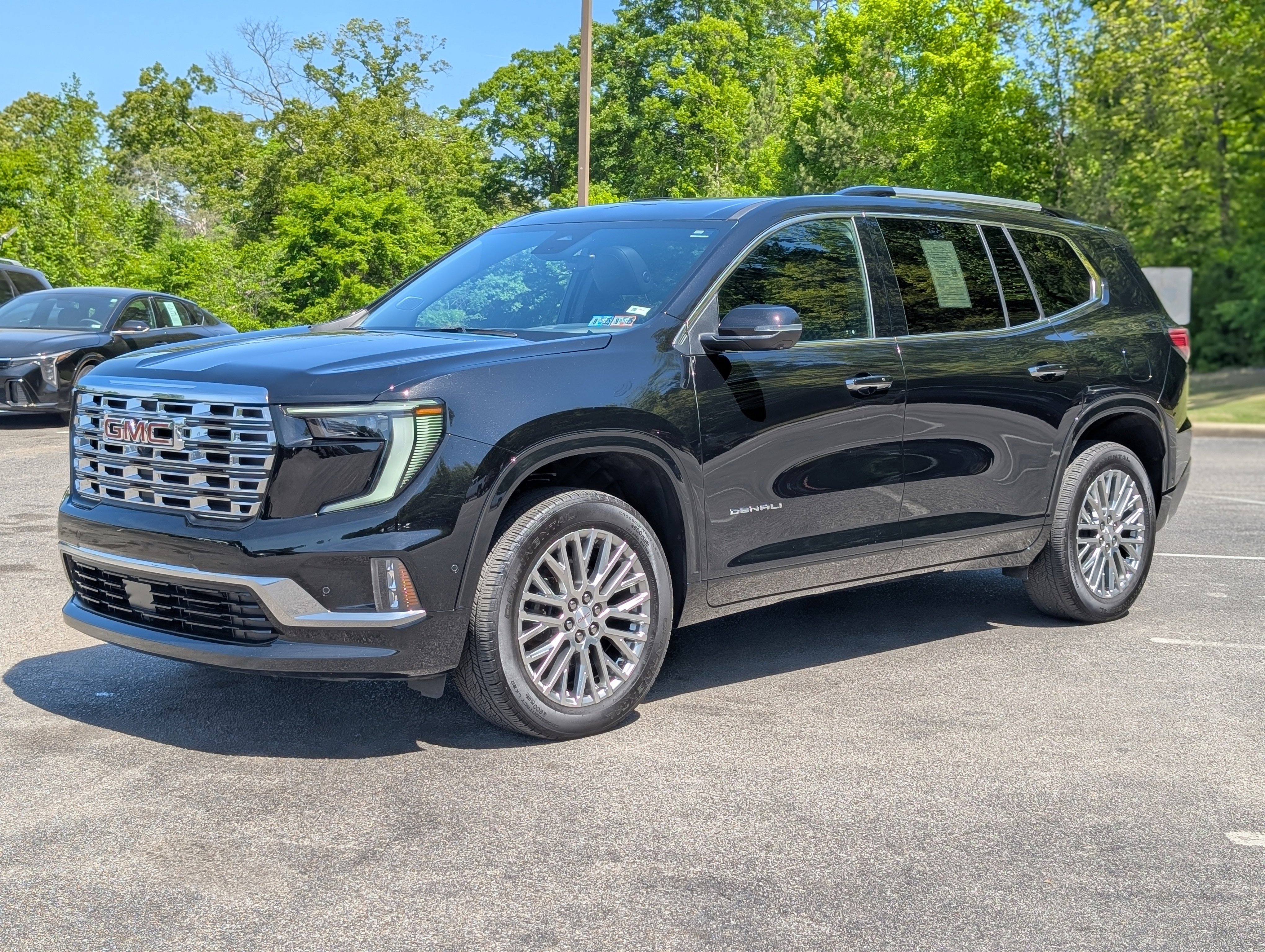 2024 GMC Acadia Denali