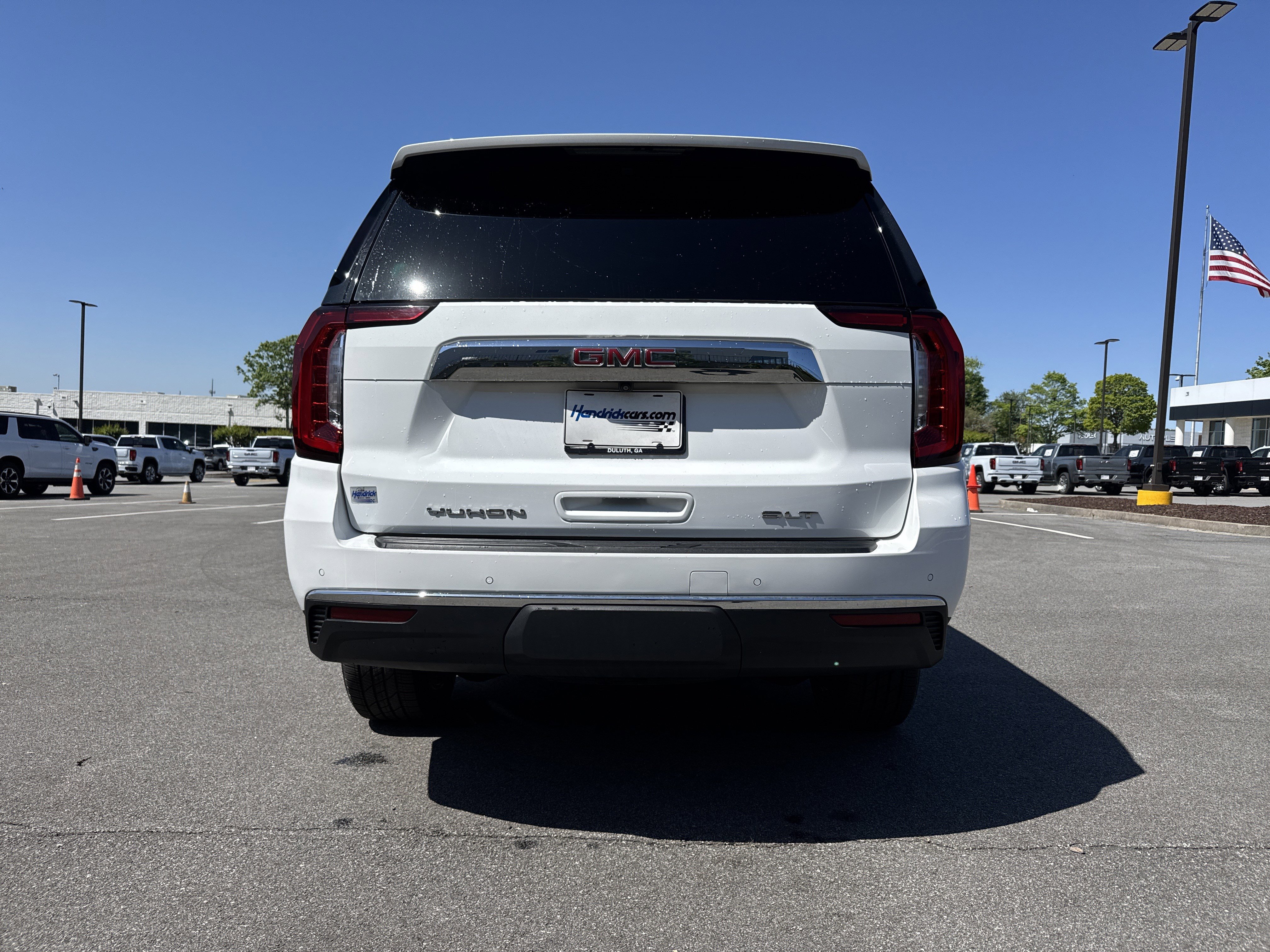 2023 GMC Yukon SLT