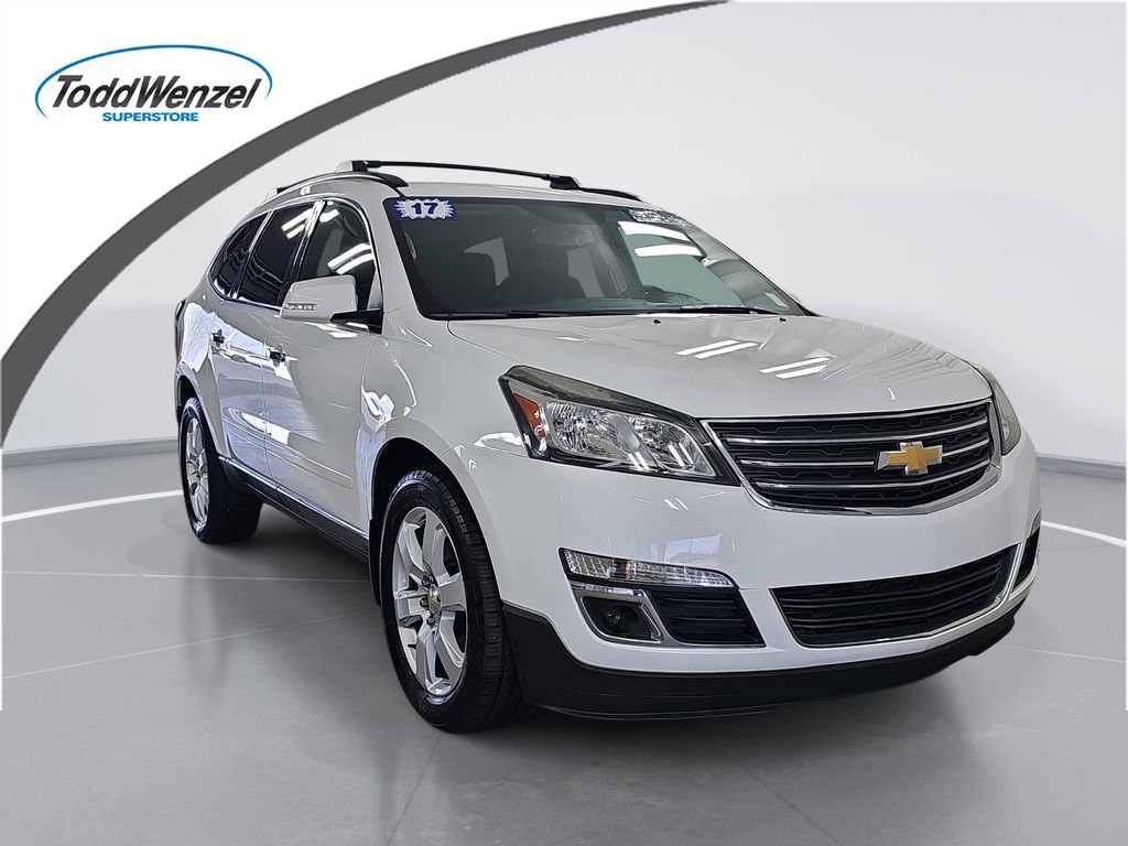 Used 2017 Chevrolet Traverse LT w/ Style and Technology Package
