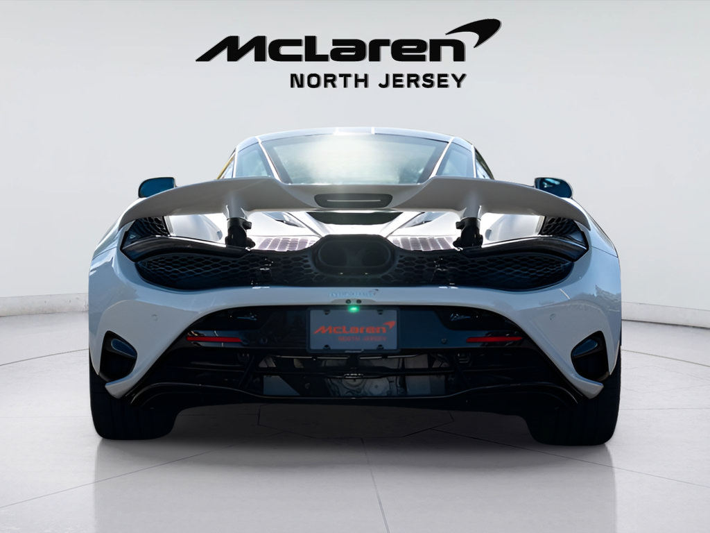 New 2026 McLaren 750S photo 11