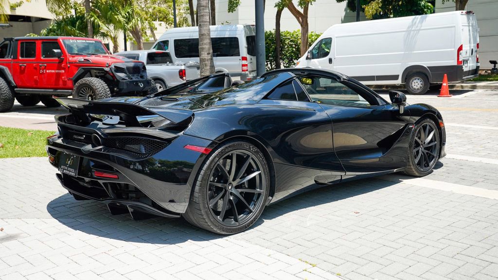 Used 2021 McLaren 720S Spider photo 21
