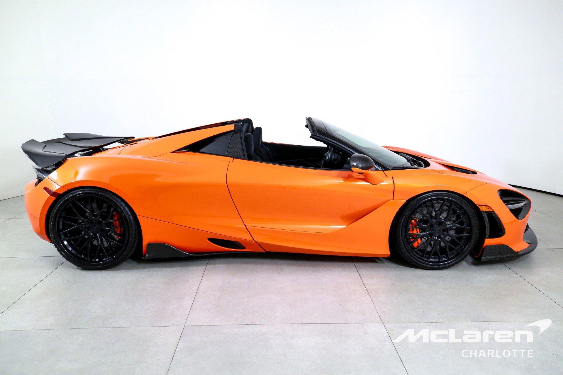Used 2020 McLaren 720S Performance photo 11