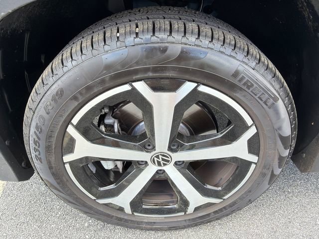 2025 Volkswagen Tiguan SE