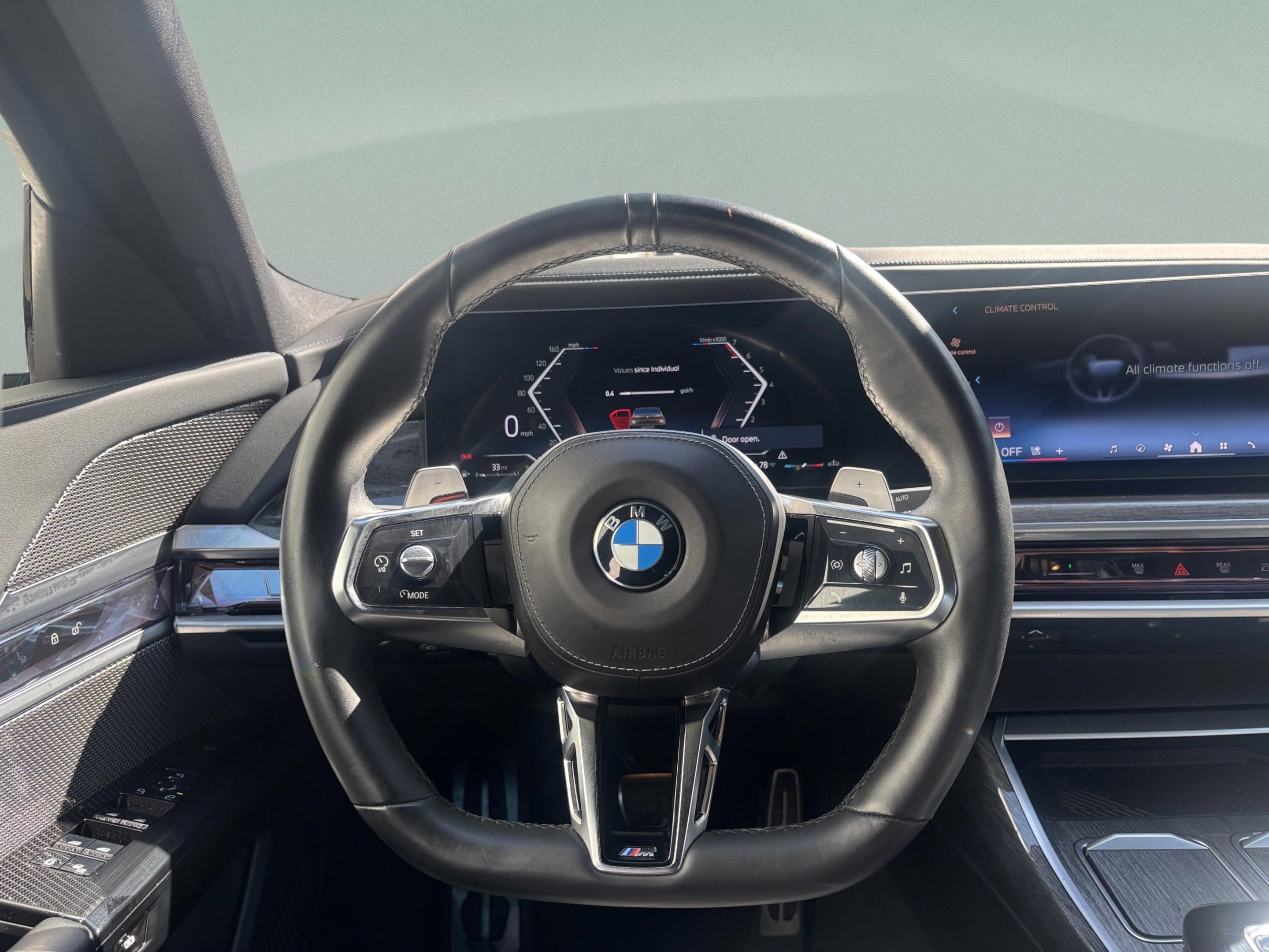 2023 BMW 760i xDrive