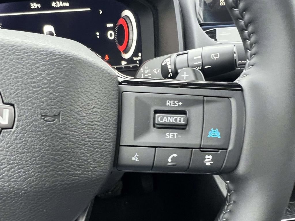 2025 Nissan Rogue SL