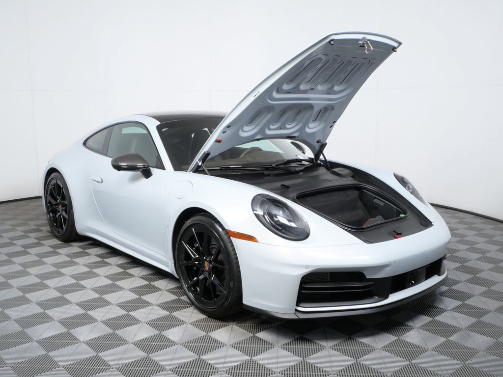 2025 Porsche 911 Carrera S