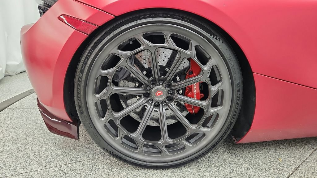 Used 2018 McLaren 720S Performance photo 26
