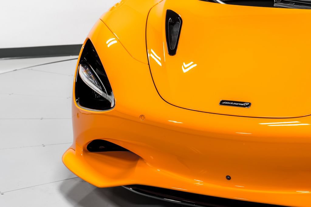 Used 2026 McLaren 750S photo 36