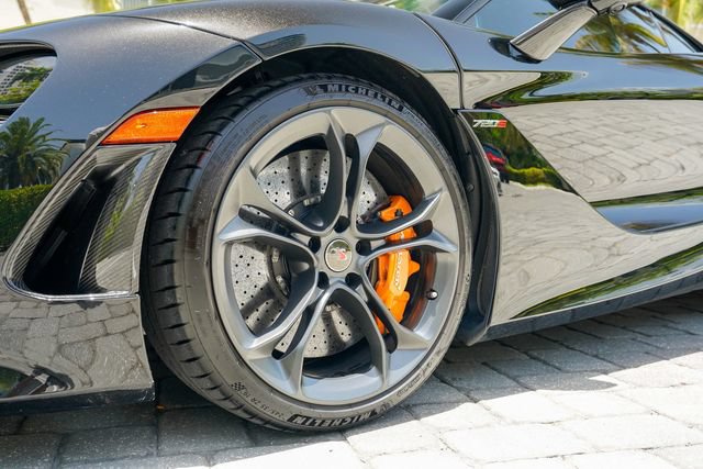 Used 2018 McLaren 720S Performance photo 45