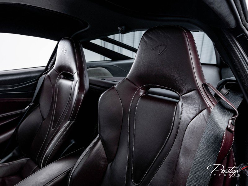 Used 2018 McLaren 720S Luxury photo 30