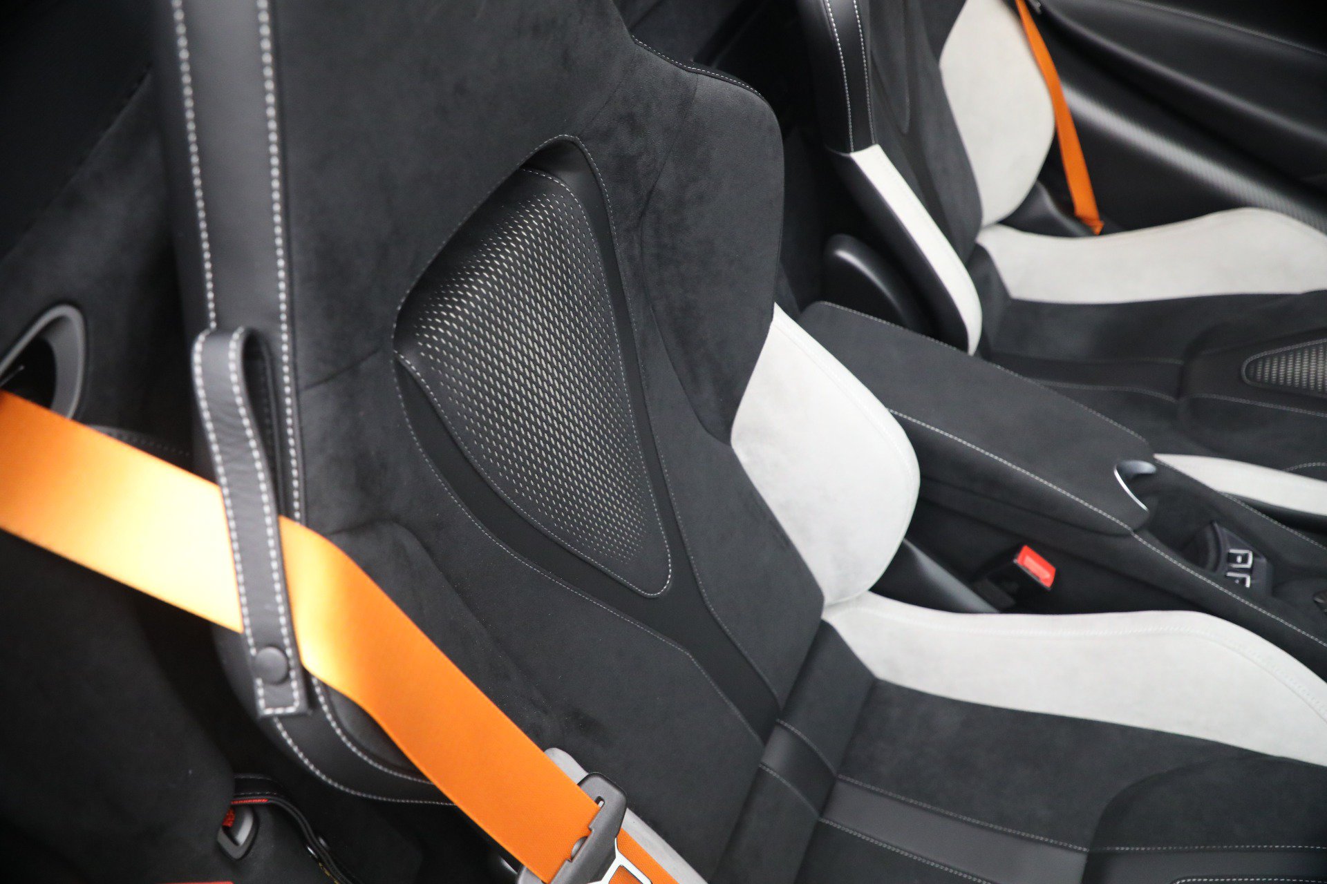 New 2027 McLaren 750S Spider photo 40