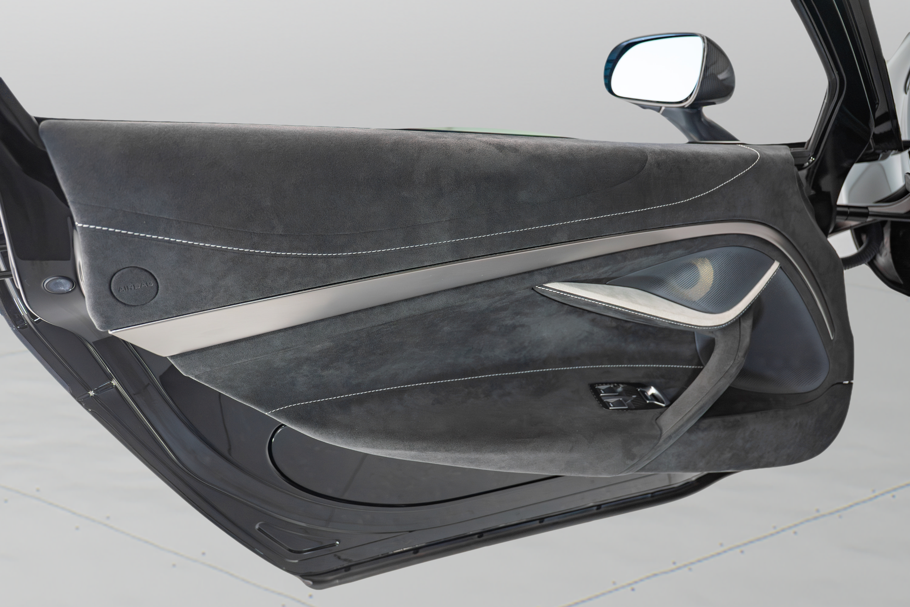 Used 2021 McLaren 720S photo 23