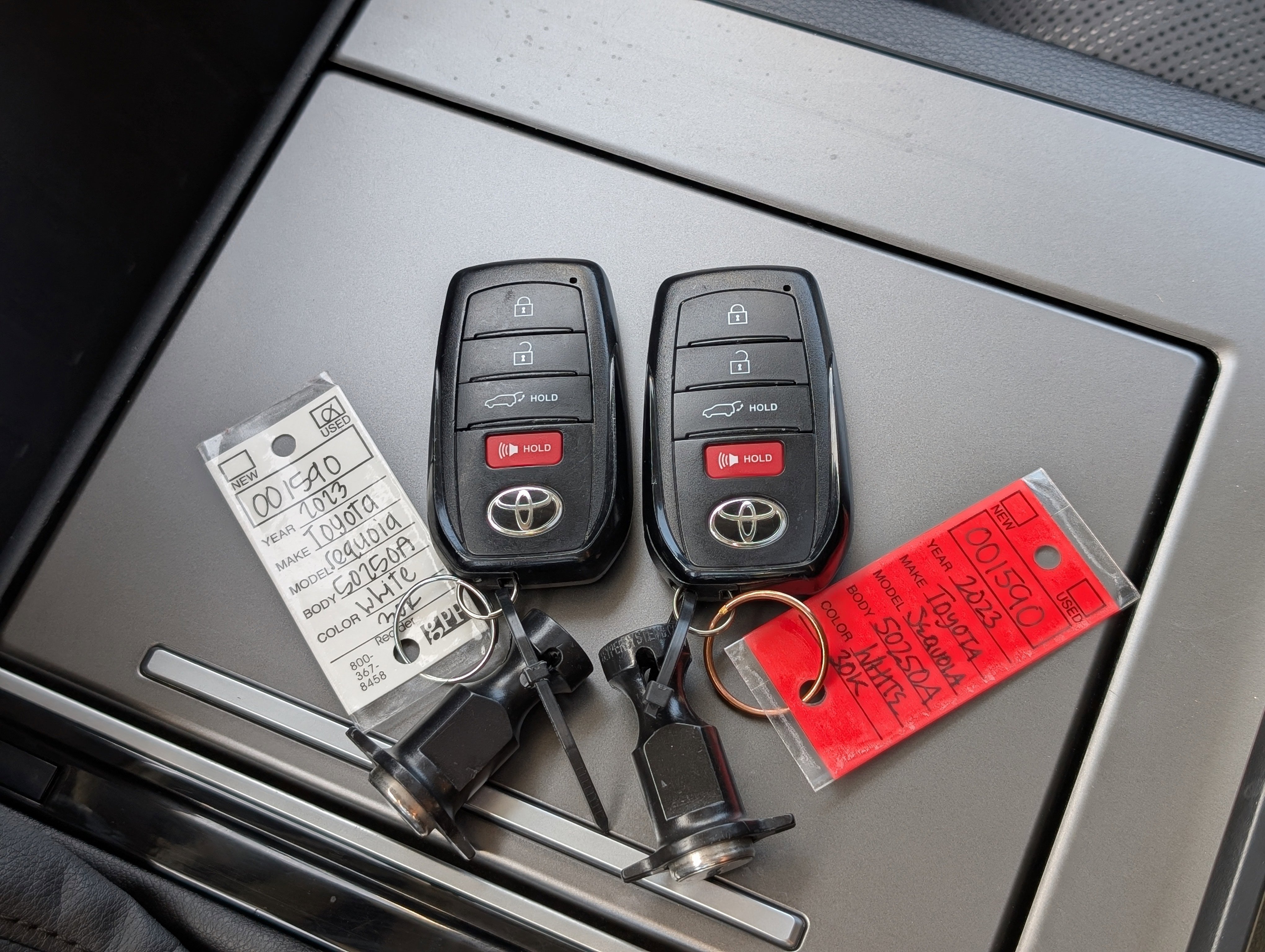 2023 Toyota Sequoia SR5