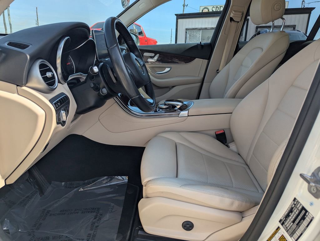 2017 Mercedes-Benz GLC 300