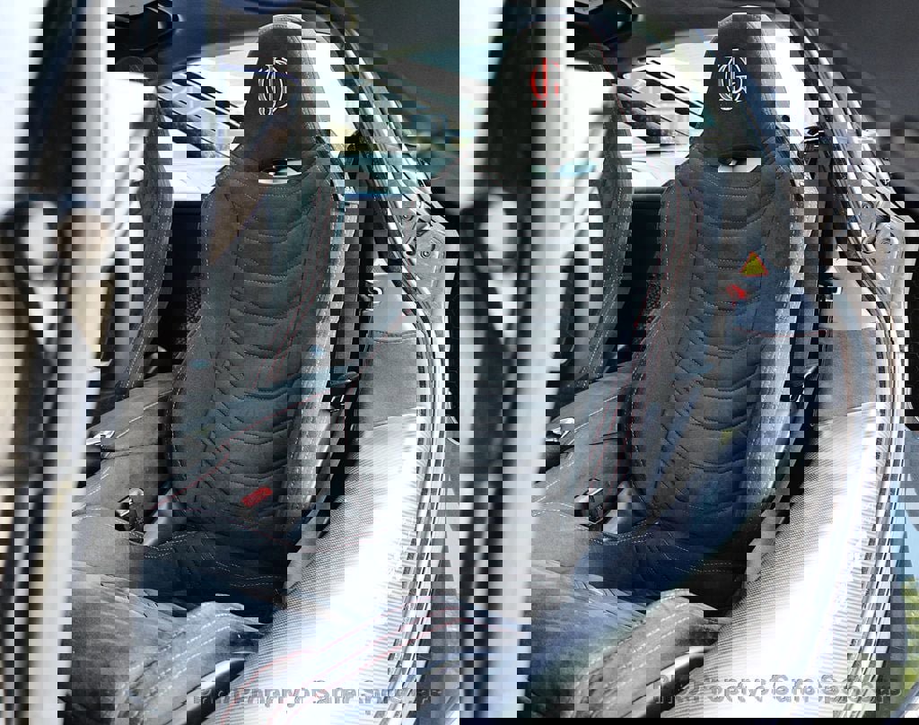 Used 2018 McLaren 720S Luxury photo 26