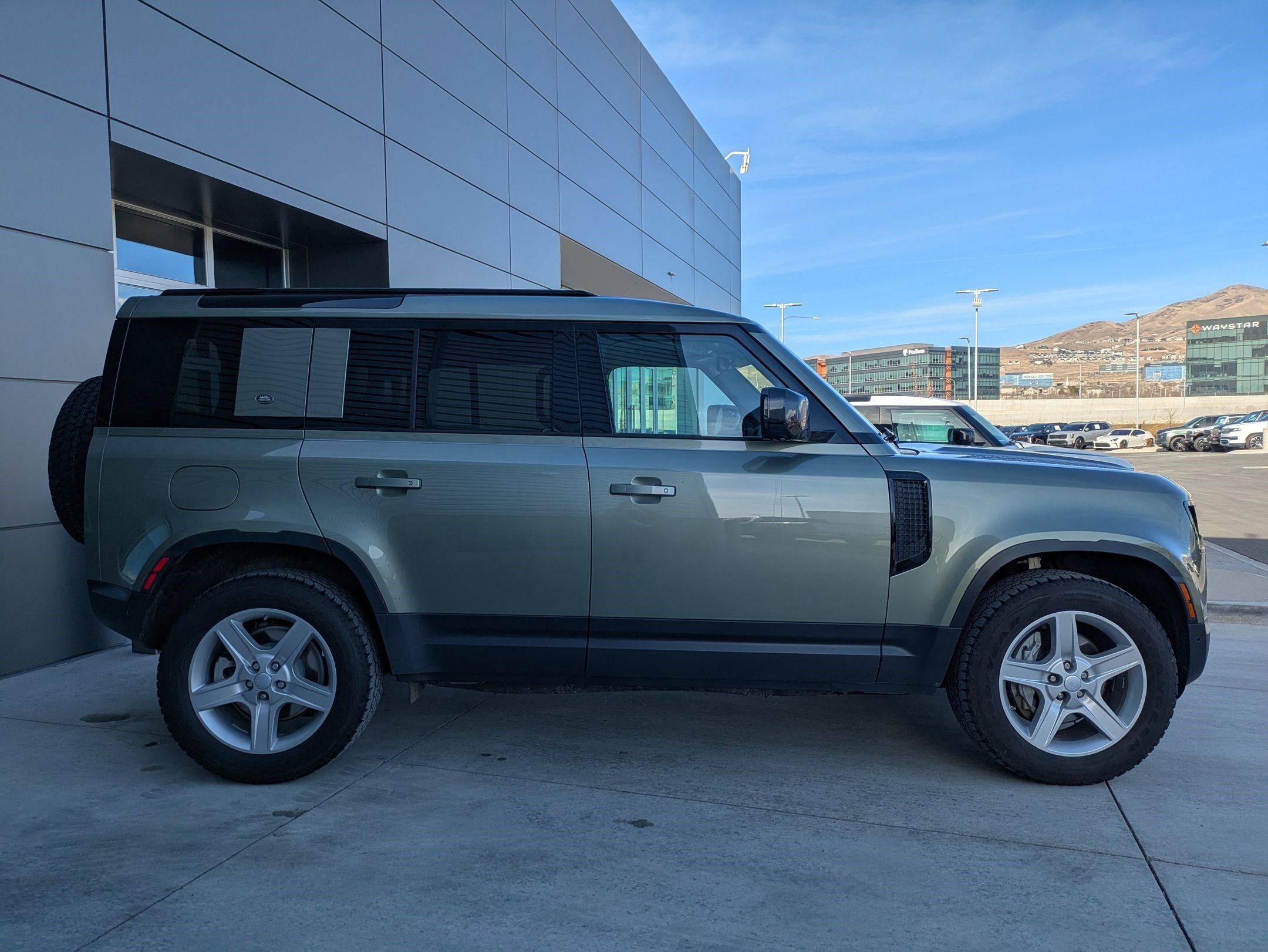 2020 Land Rover Defender 110 HSE