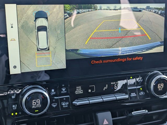 2025 Toyota Highlander Platinum