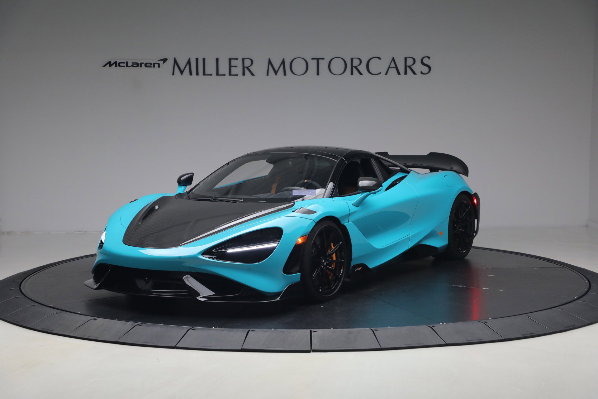 Used 2022 McLaren 765LT photo 22