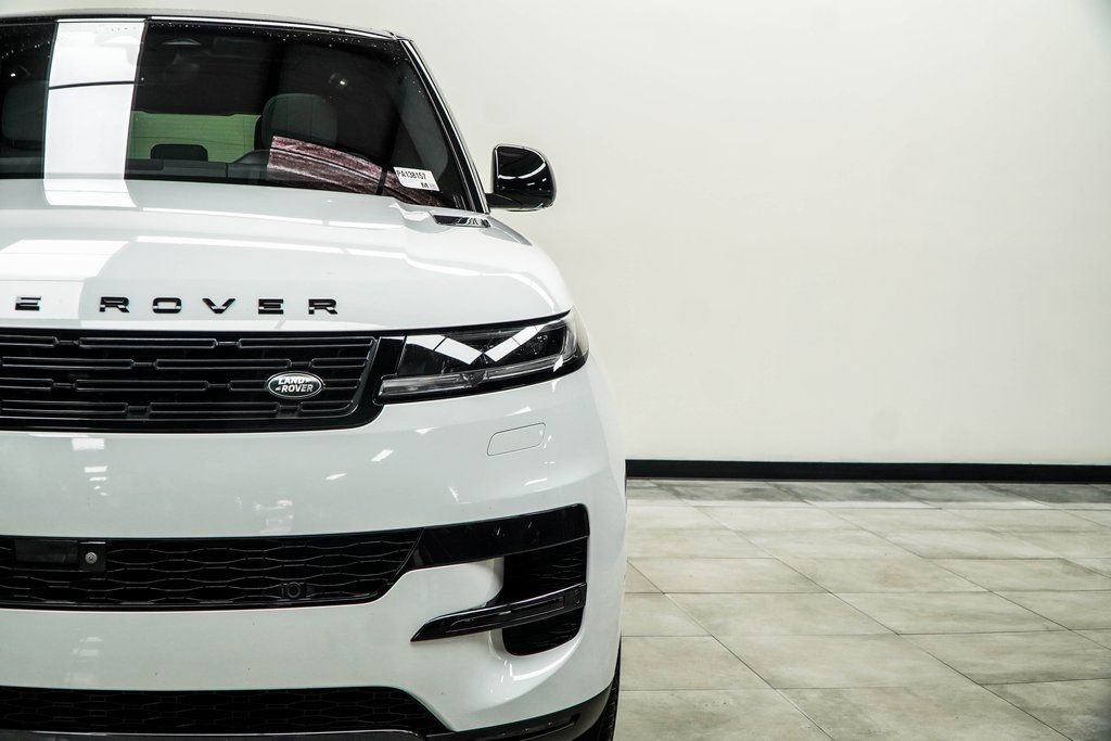 2023 Land Rover Range Rover Sport SE
