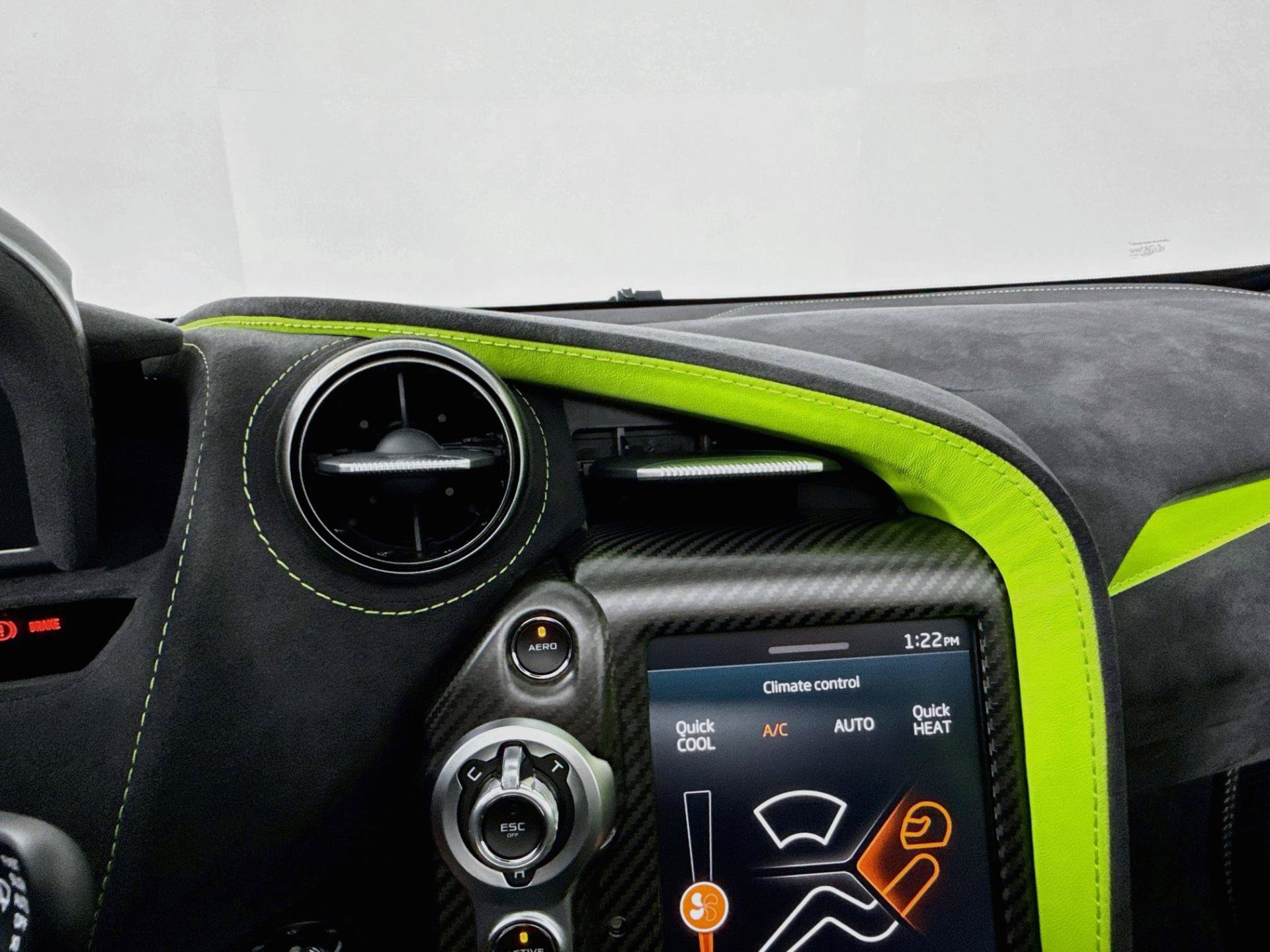 Used 2022 McLaren 765LT photo 38