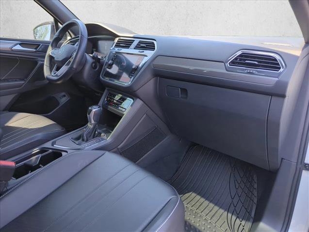 2022 Volkswagen Tiguan SE R-Line