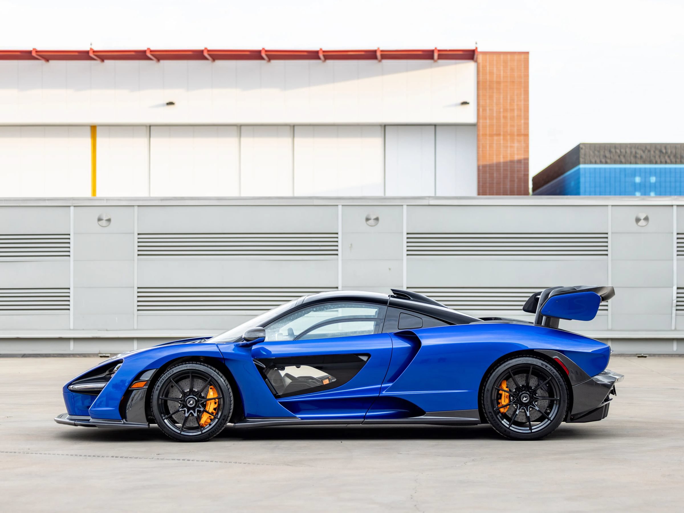 Used 2019 McLaren Senna photo 5