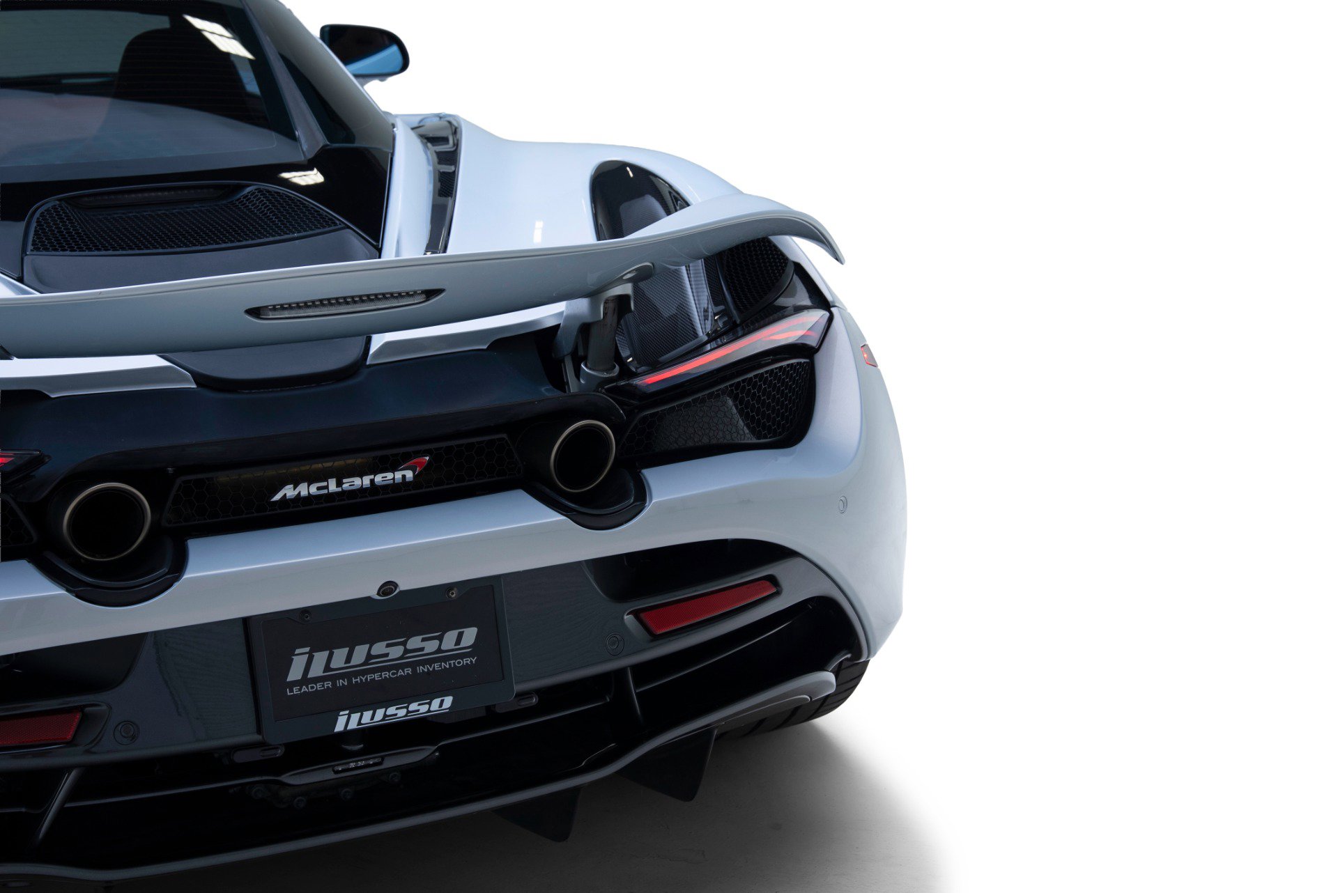 Used 2018 McLaren 720S Performance photo 40