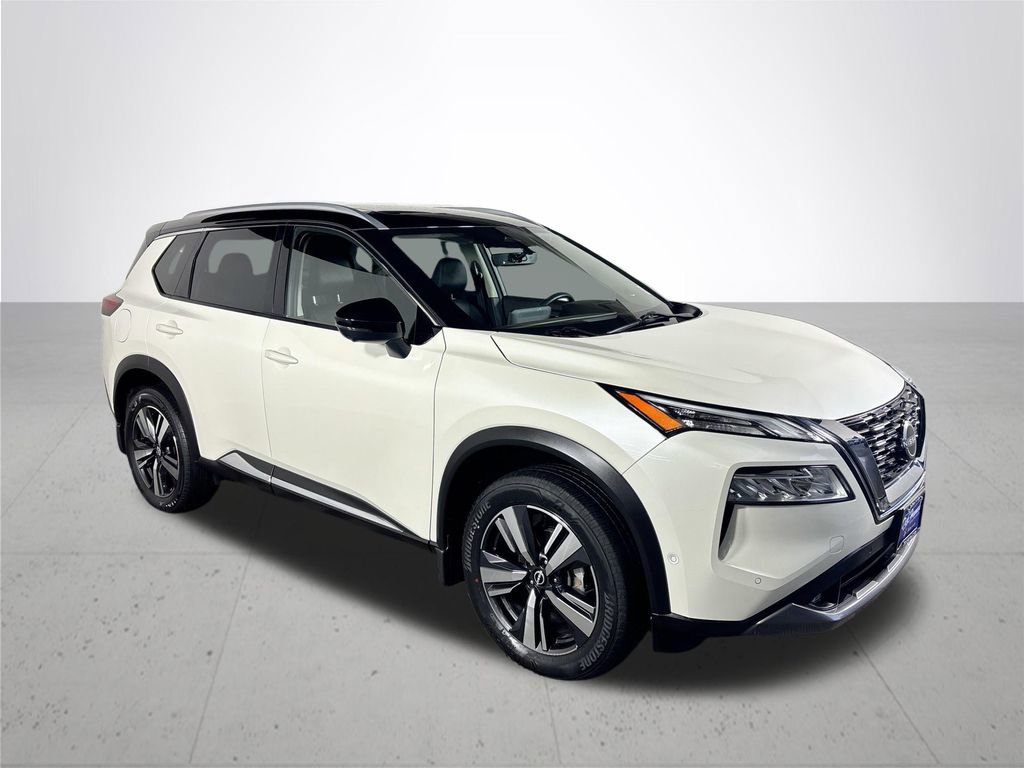 2022 Nissan Rogue SL
