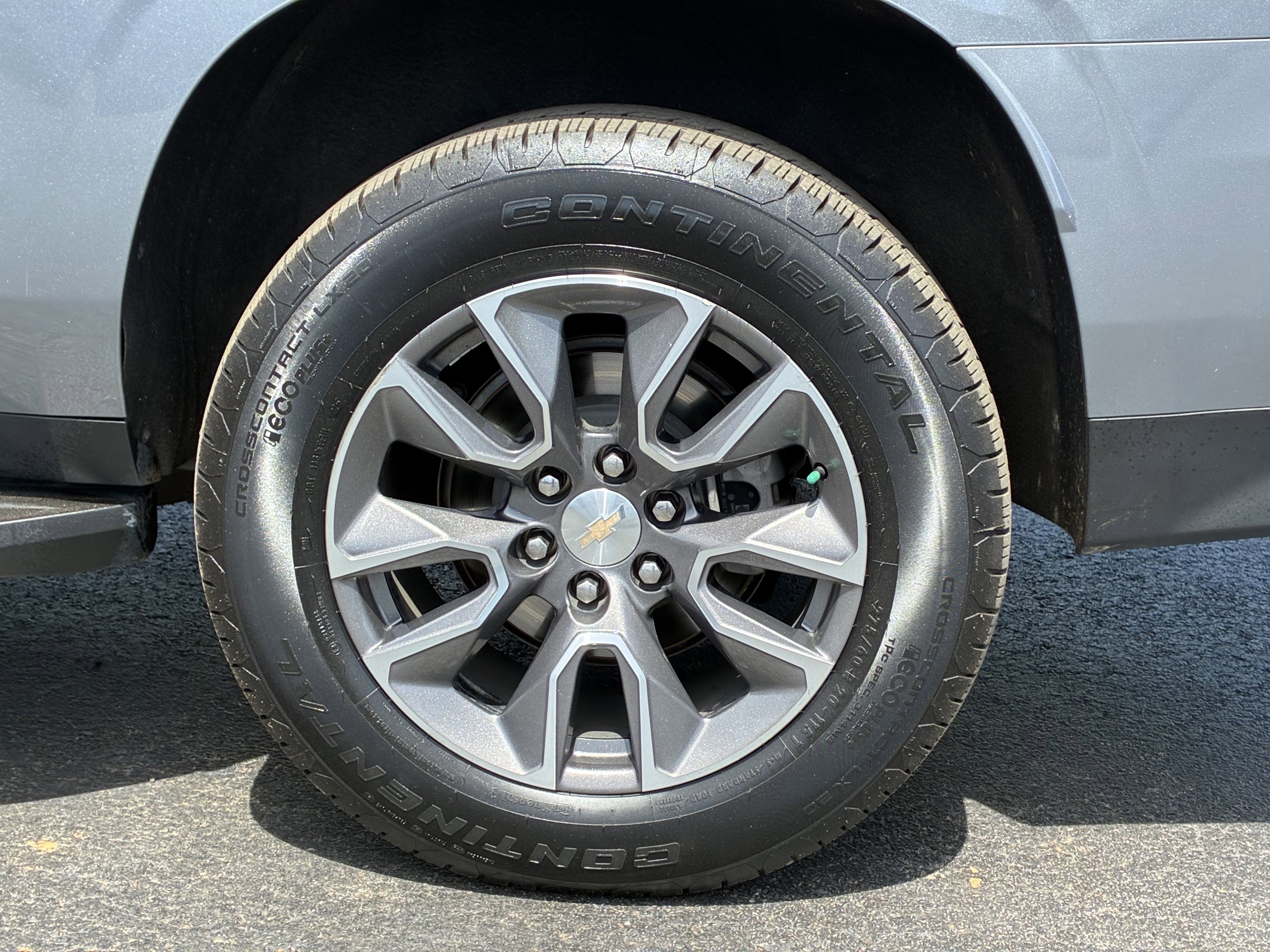 2022 Chevrolet Suburban LS