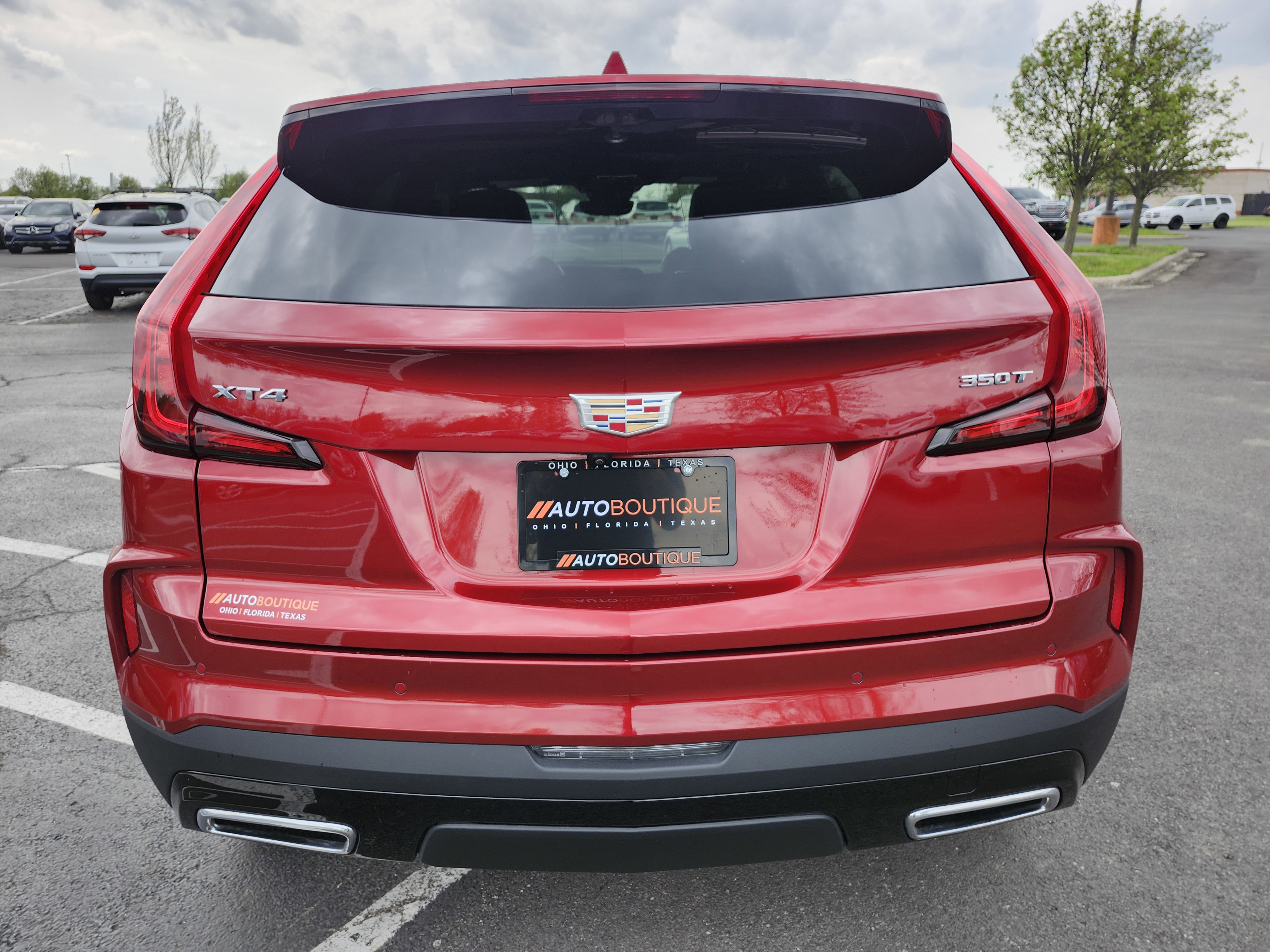 2024 Cadillac XT4 Premium Luxury