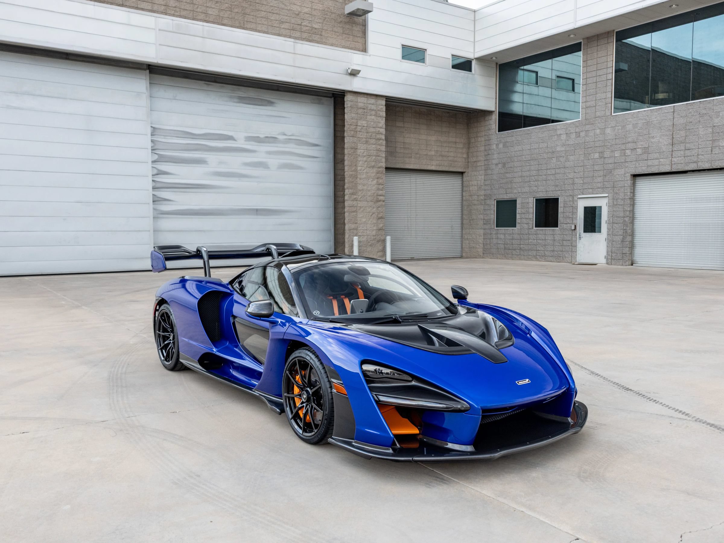 Used 2019 McLaren Senna photo 21