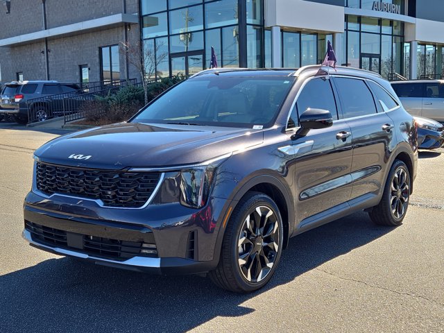 Used 2025 Kia Sorento EX w/ Panoramic Sunroof Package