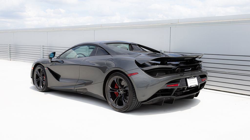 Used 2020 McLaren 720S Performance photo 17