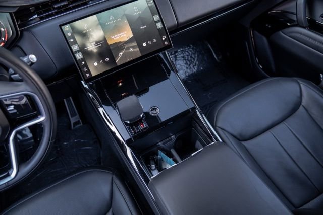 2024 Land Rover Range Rover Sport SE