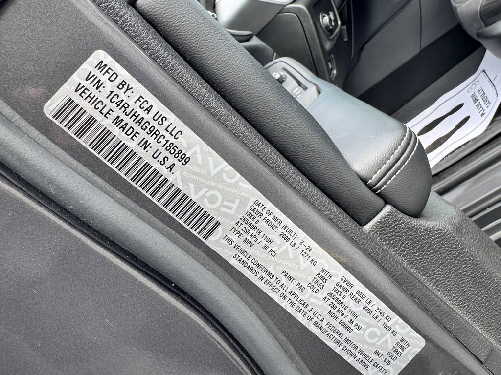 2024 Jeep Grand Cherokee Laredo X