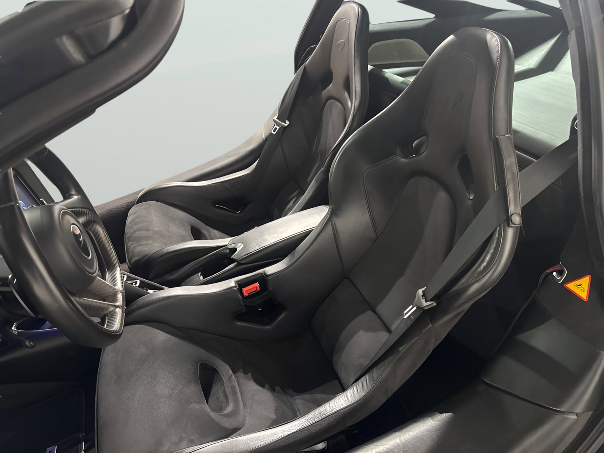 Used 2018 McLaren 720S photo 24